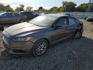 Ford Fusion SE 1.6L 4 2013