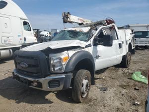 Ford F550 SUPER DUTY 6.7L 8 2015