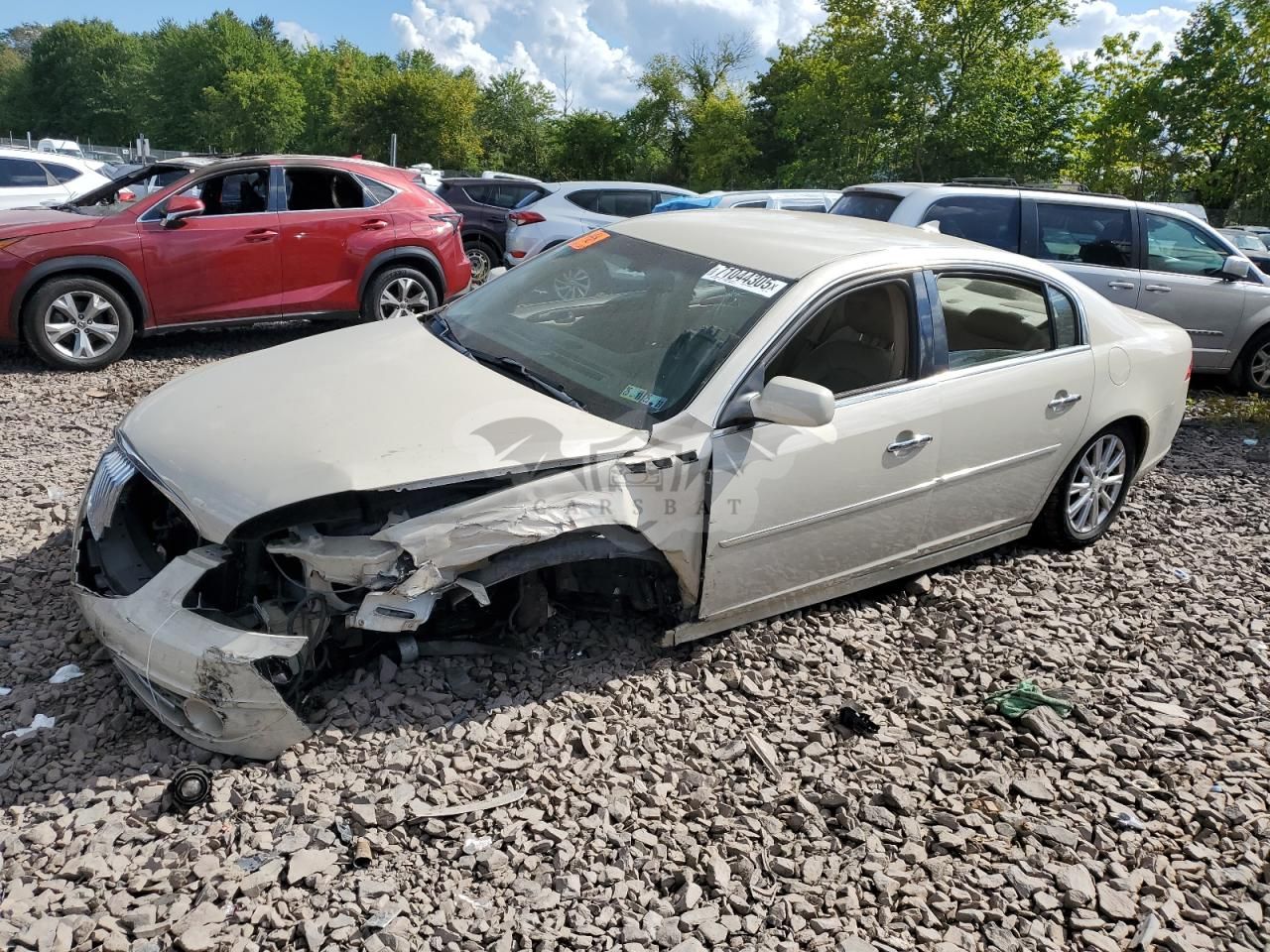 Buick Lucerne CXL 3.9L 6 2011