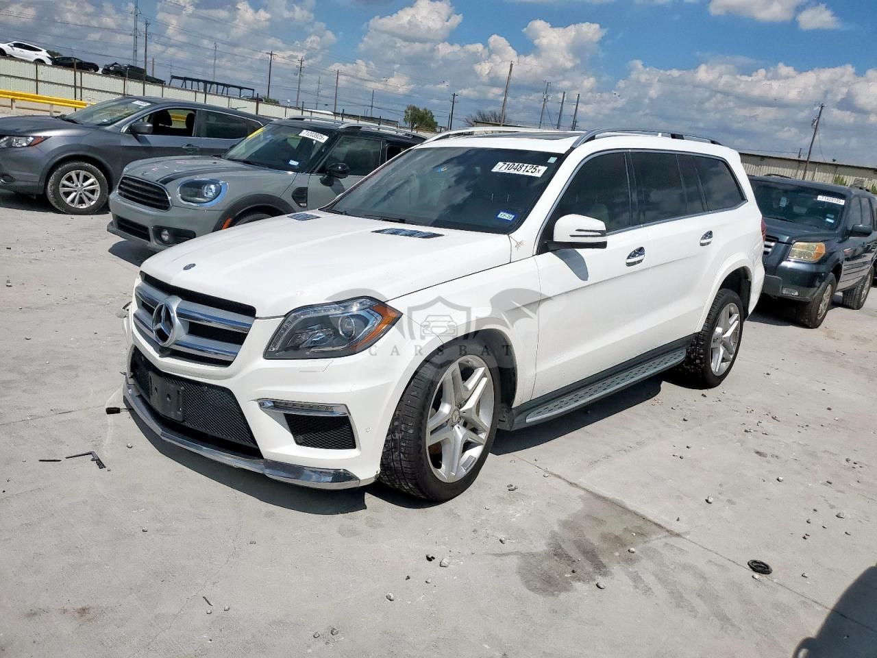 Mercedes-Benz GL 550 4MATIC 4.6L 8 2015