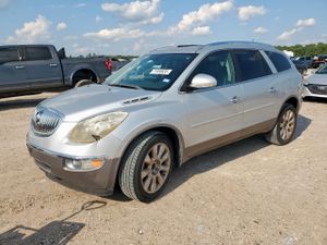 Buick Enclave CXL 3.6L 6 2011