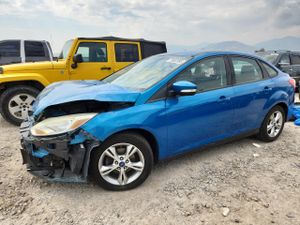 Ford Focus SE 2.0L 4 2013