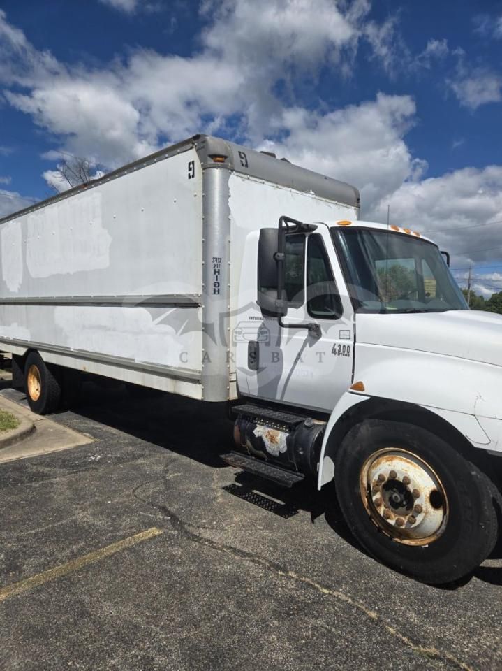International DuraStar / 4000 4300 7.6L 6 2006