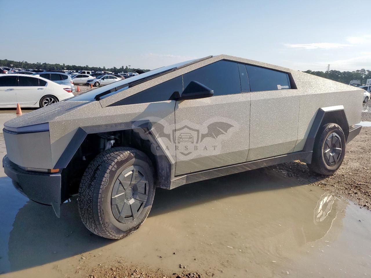 Tesla Cybertruck 2025