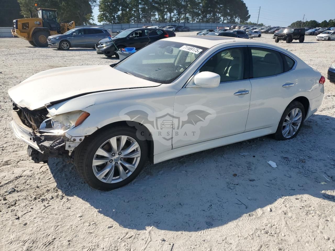 Infiniti M56 X 5.6L 8 2011