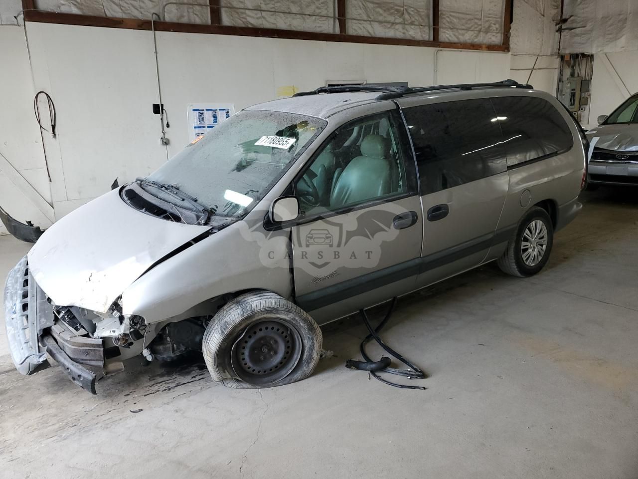 Plymouth Voyager SE 3.3L 6 1996