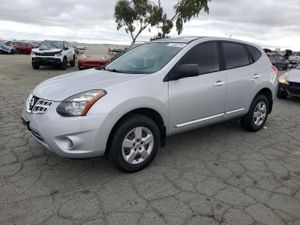 Nissan Rogue S 2.5L 4 2015