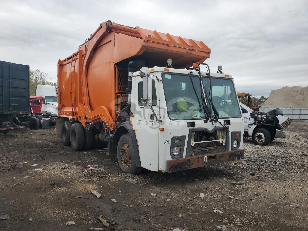 Mack 600 LEU600 10.8L 6 2012