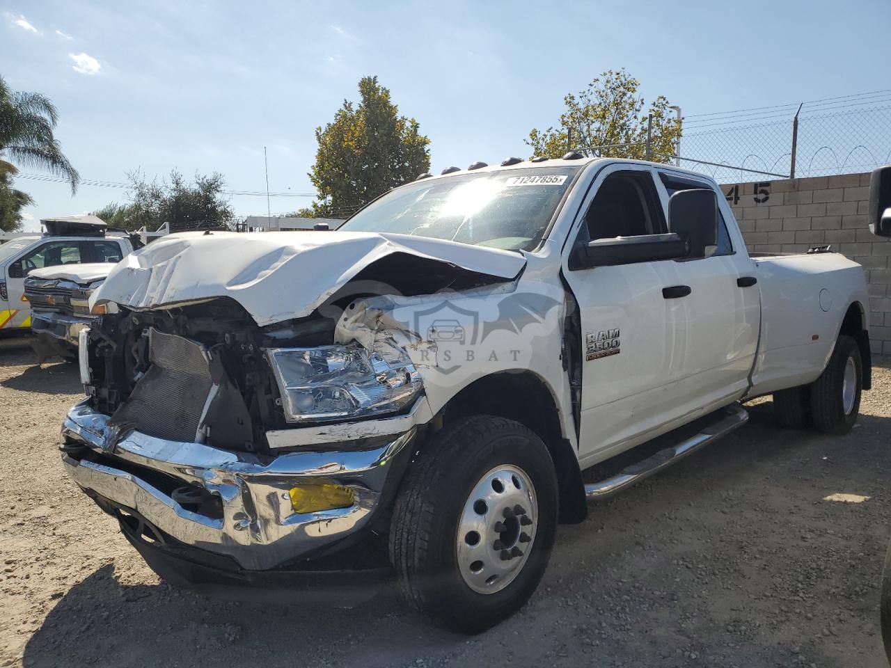 RAM 3500 ST 6.7L 6 2015