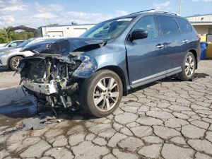 Nissan Pathfinder S 3.5L 6 2015