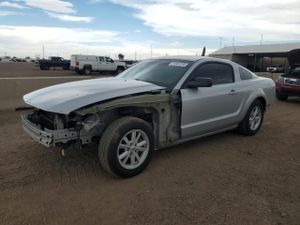 Ford Mustang 4.0L 6 2005