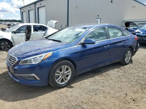 Hyundai Sonata SE 2.4L 4 2015