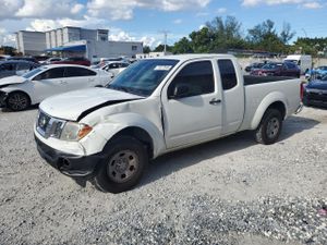 Nissan Frontier S 2.5L 4 2014