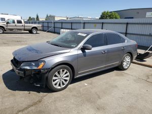 Volkswagen Passat SEL 2.5L 5 2013