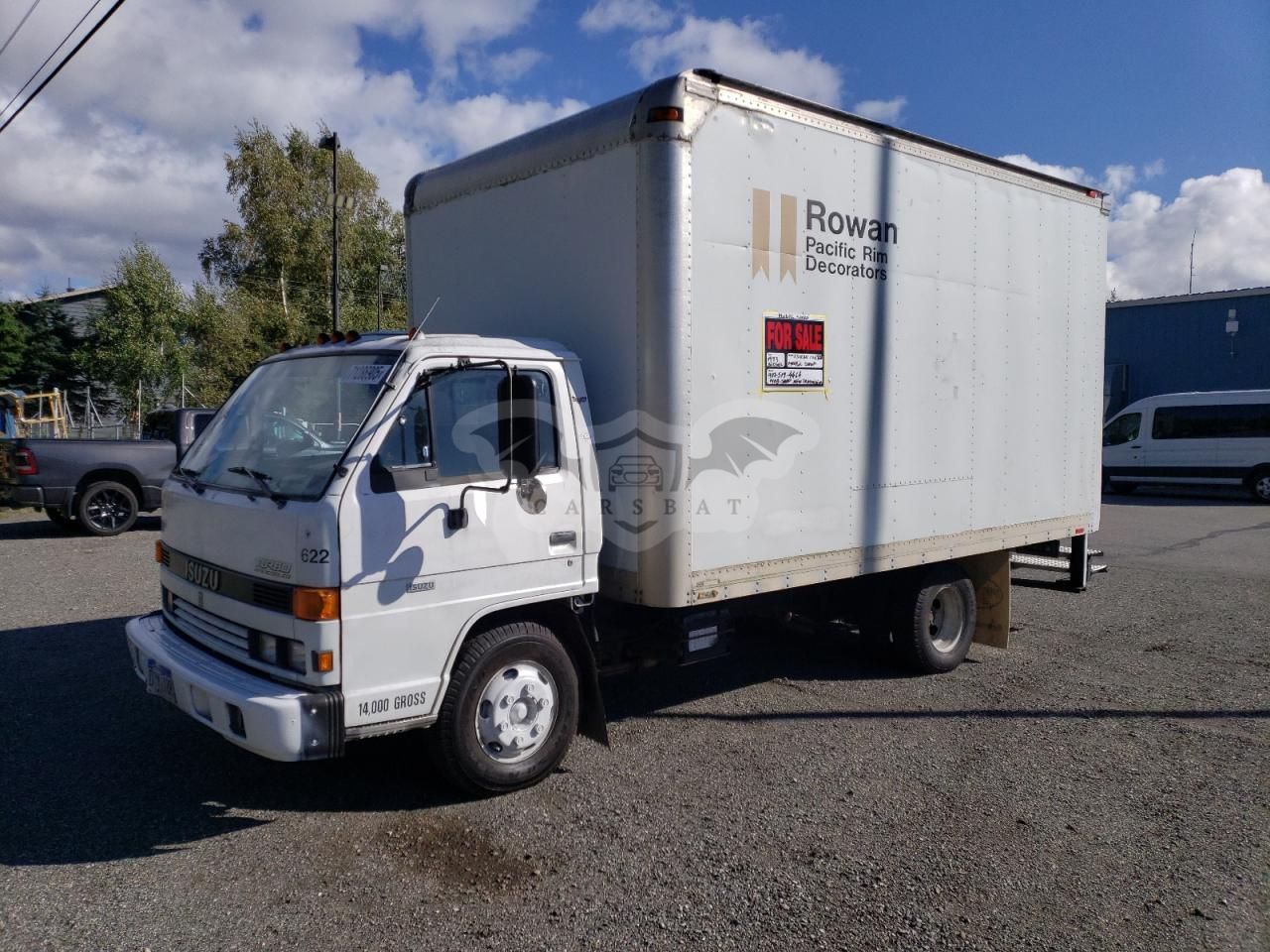 Isuzu NPR 3.9L 4 1993