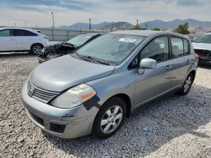 Nissan Versa S 1.8L 4 2009
