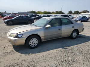 Toyota Camry CE 2.2L 4 1997