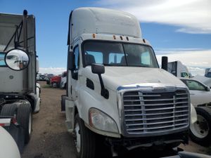 Freightliner Cascadia 12.8L 6 2015