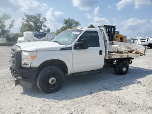Ford F-350 SUPER DUTY 6.2L 8 2013