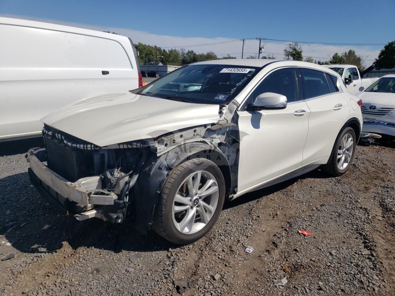 Infiniti QX30 BASE 2.0L 4 2018