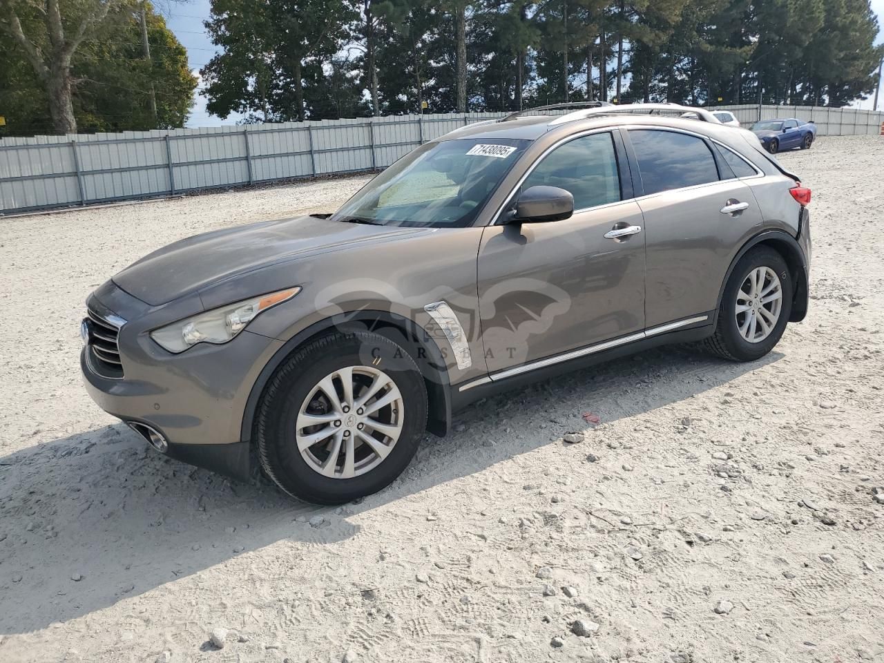 Infiniti FX 3.7L 6 2013