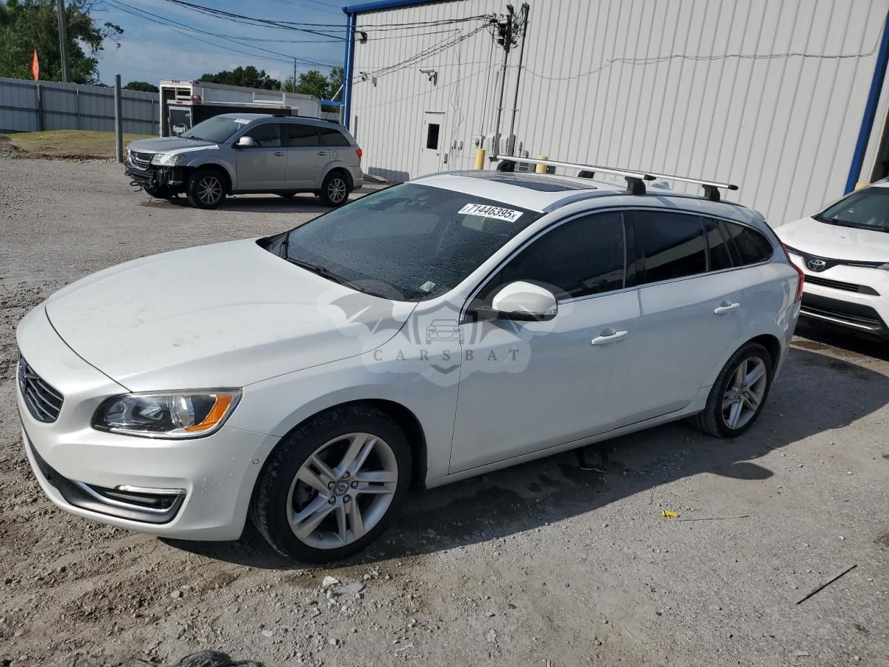 Volvo V60 PLATINUM 2.0L 4 2015