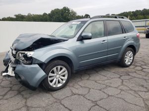 Subaru Forester LIMITED 2.5L 4 2012