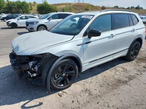 Volkswagen Tiguan SE R-LINE BLACK 2.0L 4 2024