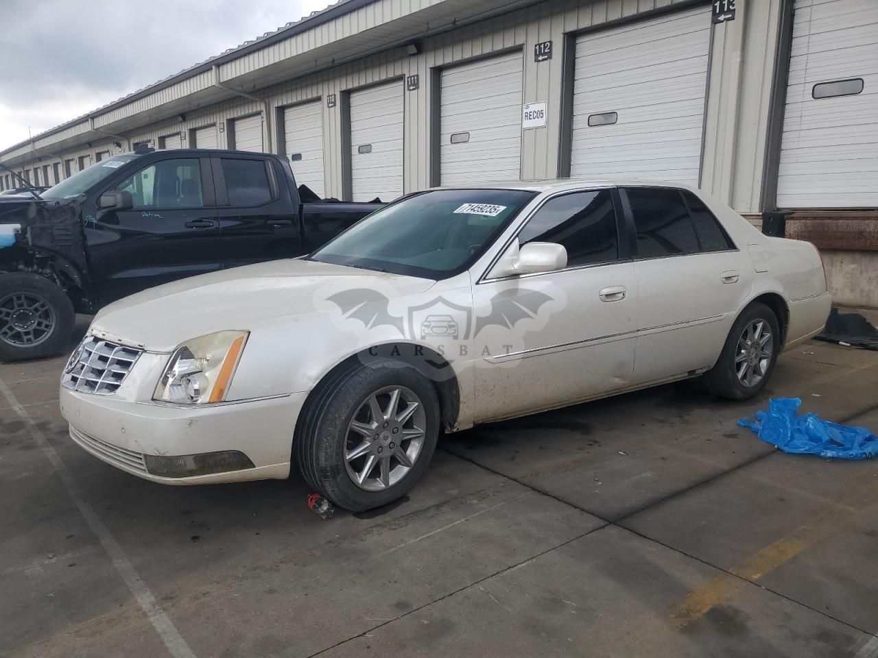 Cadillac DTS LUXURY COLLECTION 4.6L 8 2010