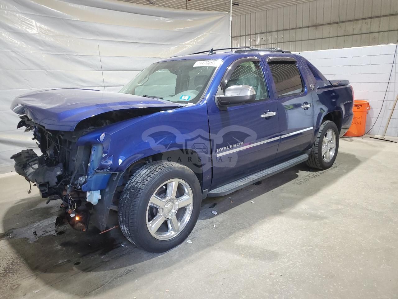 Chevrolet Avalanche LTZ 5.3L 8 2013