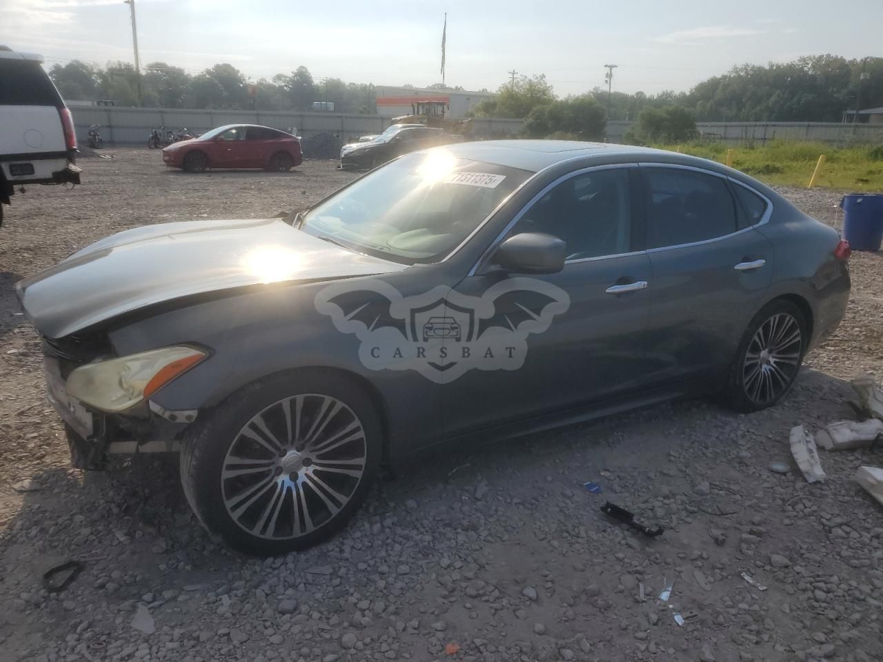 Infiniti M37 3.7L 6 2011