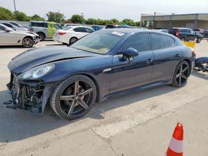 Porsche Panamera 2 3.6L 6 2013