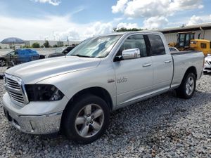 RAM 1500 SLT 5.7L 8 2014
