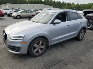 Audi Q3 PREMIUM PLUS 2.0L 4 2015