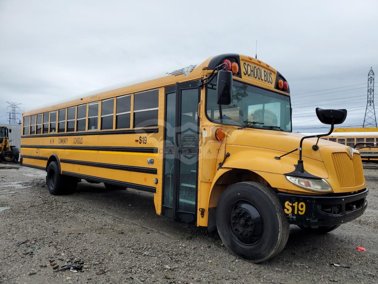 IC Corporation CE Series CE 7.6L 6 2012