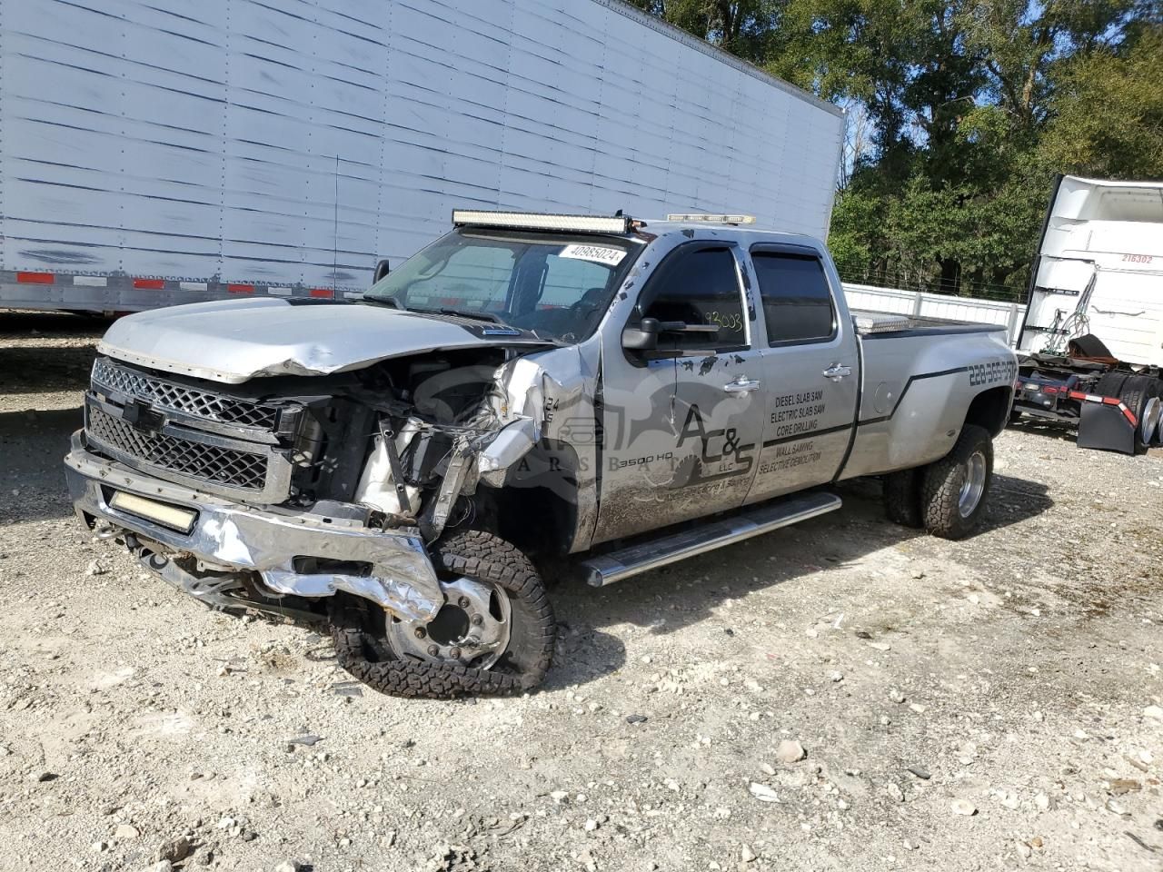 Chevrolet C/K 2500 K3500 LTZ 6.6L 8 2013