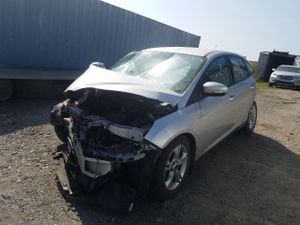 Ford Focus SE 2.0L 4 2014