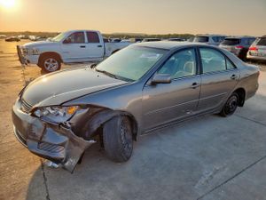 Toyota Camry LE 2.4L 4 2006
