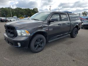 RAM 1500 SLT 5.7L 8 2014