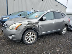 Nissan Rogue S 2.5L 4 2012
