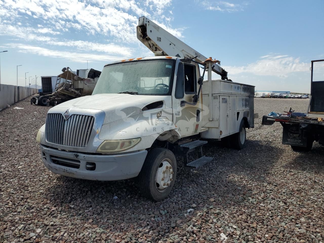 International DuraStar / 4000 4200 LP 8 2003