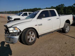 RAM 1500 SLT 5.7L 8 2014