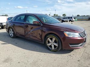 Volkswagen Passat SE 1.8L 4 2014