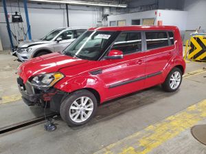 Kia Soul + 2.0L 4 2013