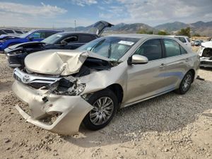 Toyota Camry L 2.5L 4 2014