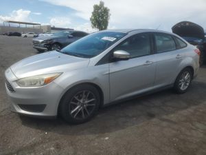 Ford Focus SE 2.0L 4 2016
