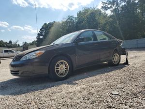 Toyota Camry LE 2.4L 4 2002