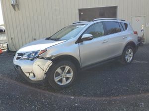 Toyota Rav4 XLE 2.5L 4 2013