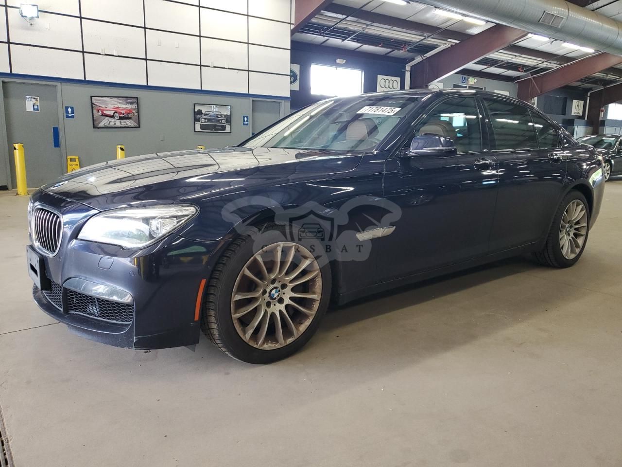 BMW 7 Series XI 4.4L 8 2013