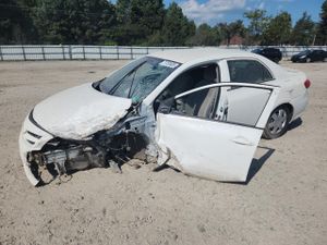 Toyota Corolla BASE 1.8L 4 2013